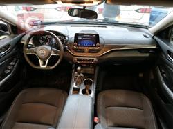 نيسان ألتيما